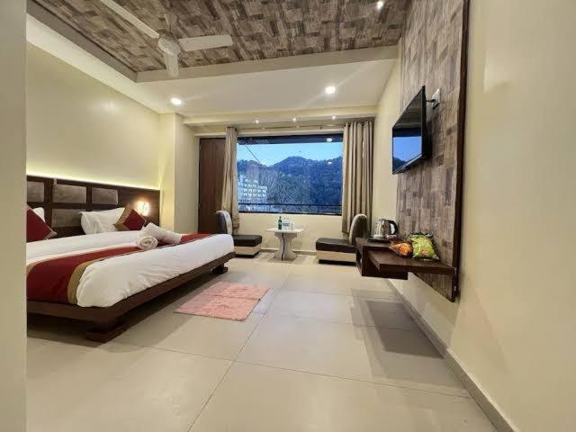 The White Orchid Dalhousie Hotel Exterior photo