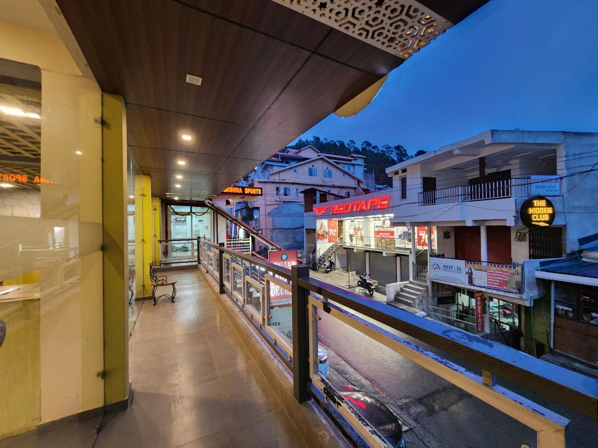 The White Orchid Dalhousie Hotel Exterior photo